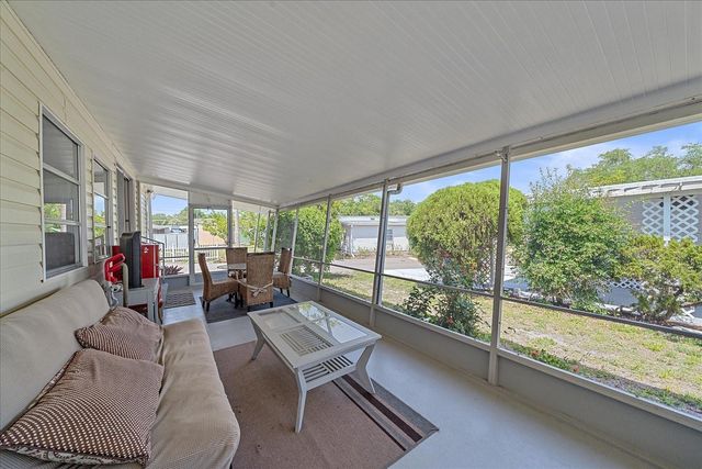 1100 UNIVERSITY PARKWAY 58, Sarasota, FL 34234