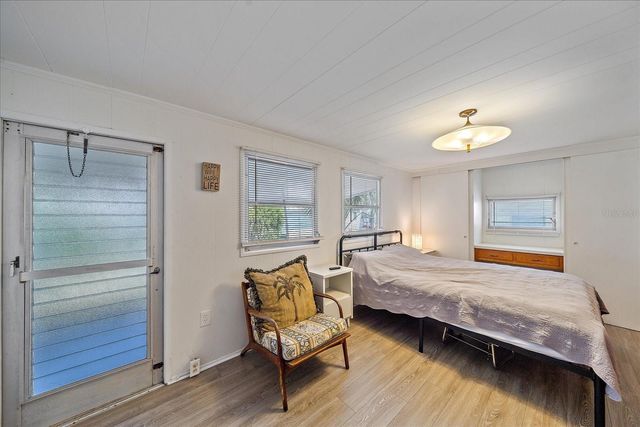 1100 UNIVERSITY PARKWAY 58, Sarasota, FL 34234
