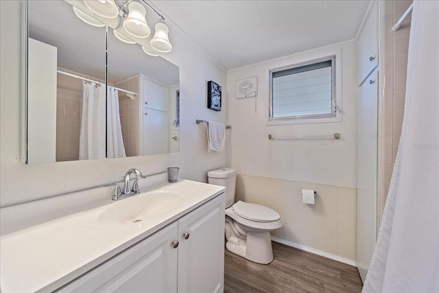 1100 UNIVERSITY PARKWAY 58, Sarasota, FL 34234