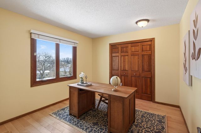 3625 Rosewood Lane N, Plymouth, MN 55441