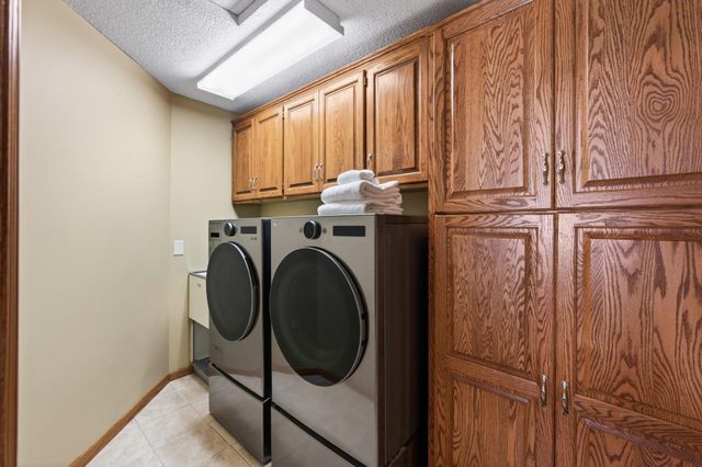 3625 Rosewood Lane N, Plymouth, MN 55441