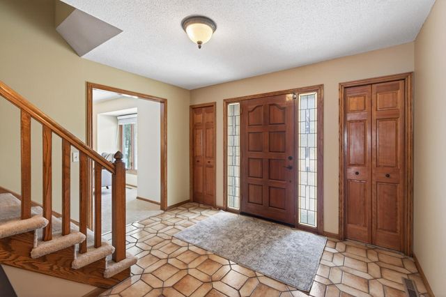 3625 Rosewood Lane N, Plymouth, MN 55441