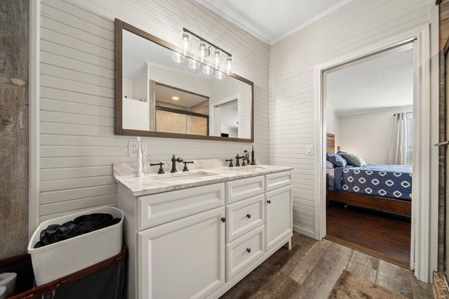 28609 Paradise Manor DR, Marble Falls, TX 78654