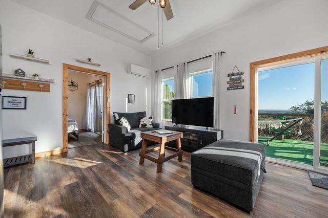 28609 Paradise Manor DR, Marble Falls, TX 78654