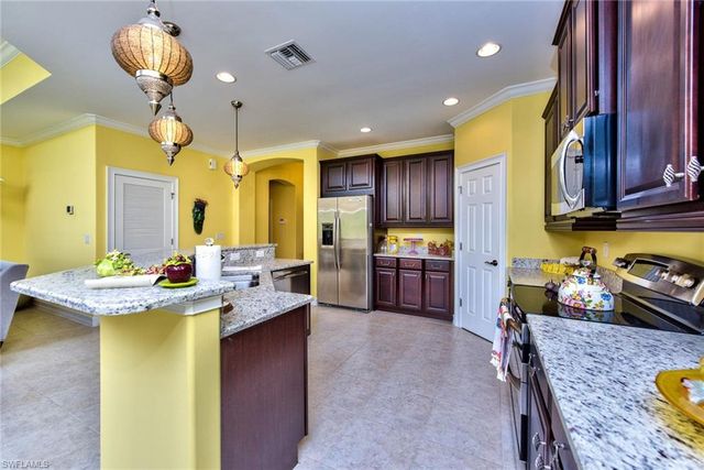 7815 Bucks Run DR, Naples, FL 34120