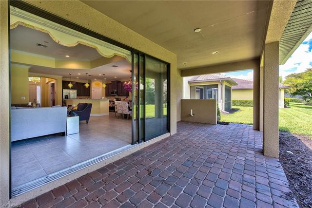 7815 Bucks Run DR, Naples, FL 34120