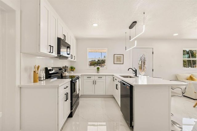 7097 DELTA WAY, Clearwater, FL 33764