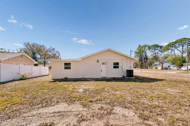 7097 DELTA WAY, Clearwater, FL 33764