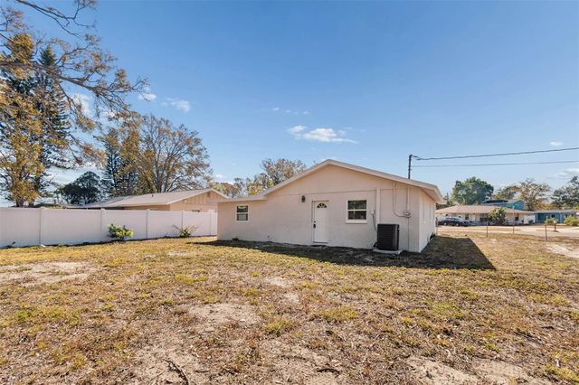 7097 DELTA WAY, Clearwater, FL 33764