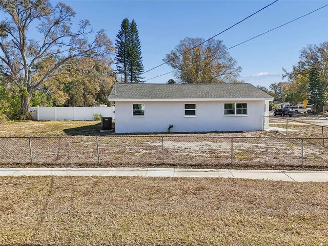 7097 DELTA WAY, Clearwater, FL 33764