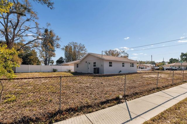 7097 DELTA WAY, Clearwater, FL 33764