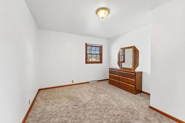 402 Modern Avenue, Reedsburg, WI 53959