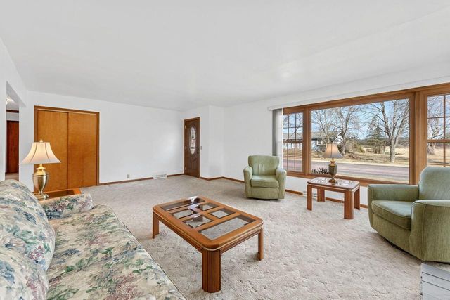 402 Modern Avenue, Reedsburg, WI 53959