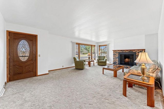 402 Modern Avenue, Reedsburg, WI 53959