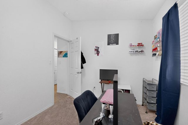2826 Merlot Drive SW, Albuquerque, NM 87121