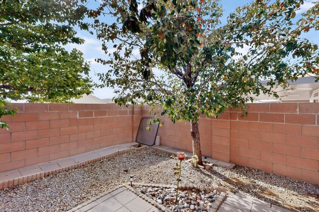 2826 Merlot Drive SW, Albuquerque, NM 87121