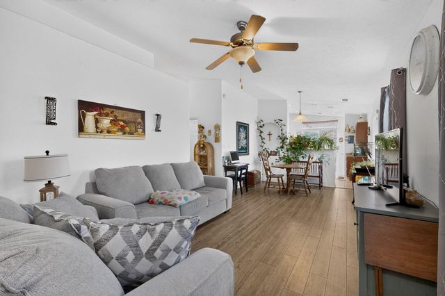 2826 Merlot Drive SW, Albuquerque, NM 87121