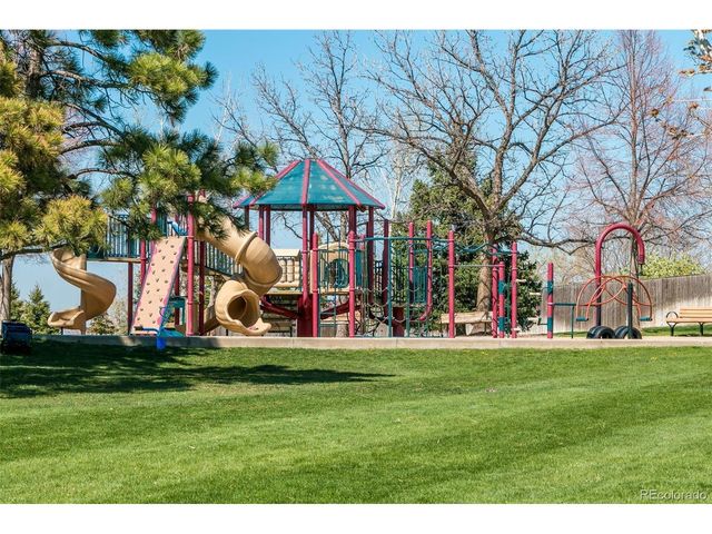 320 London Ave, Lafayette, CO 80026