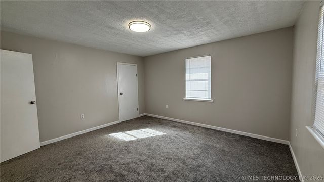 20596 E Whipperwill Road, Tahlequah, OK 74464