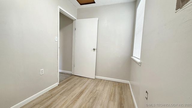 20596 E Whipperwill Road, Tahlequah, OK 74464