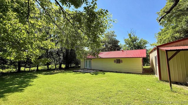 20596 E Whipperwill Road, Tahlequah, OK 74464