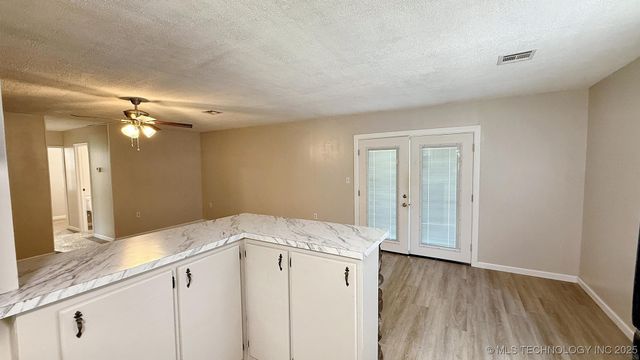 20596 E Whipperwill Road, Tahlequah, OK 74464