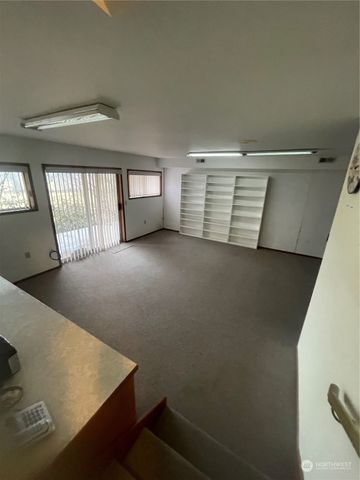 74 Strozyk Road, Raymond, WA 98577