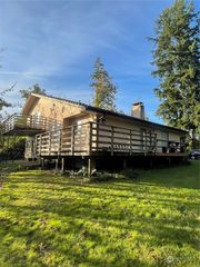 74 Strozyk Road, Raymond, WA 98577