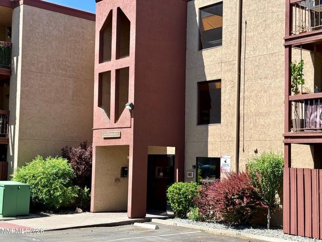 2955 Lakeside Drive UNIT 120, Reno, NV 89509