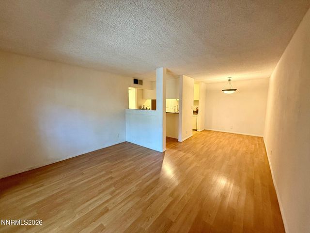 2955 Lakeside Drive UNIT 120, Reno, NV 89509