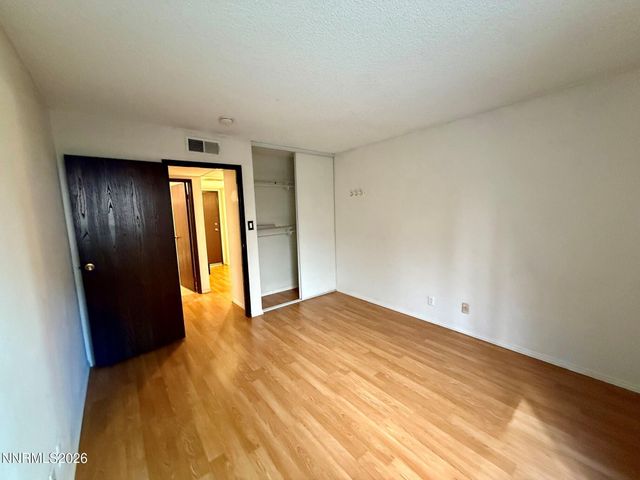 2955 Lakeside Drive UNIT 120, Reno, NV 89509