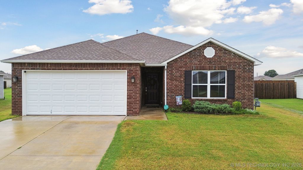 29430 E 79th Place S, Broken Arrow, OK 74014
