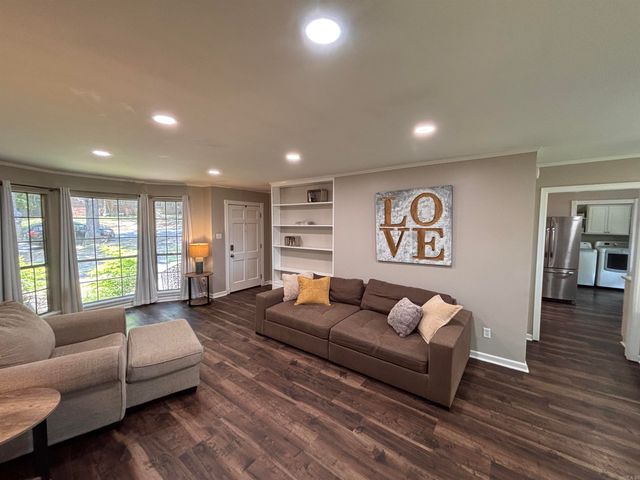 3 Nob Hill Cove, Little Rock, AR 72205
