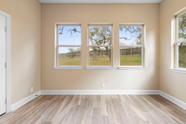 22022 Akin Bayou, San Antonio, TX 78261