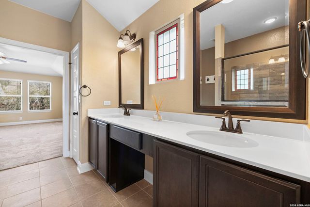 22022 Akin Bayou, San Antonio, TX 78261