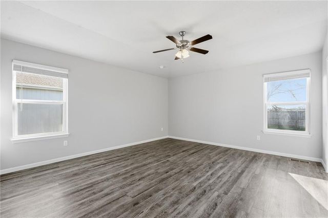 21291 W 219th Street, Spring Hill, KS 66083