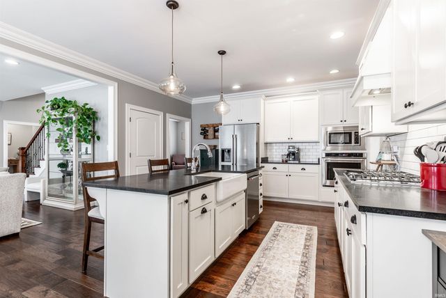 2918 Lenox Drive, Evansville, IN 47725