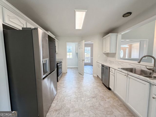 33 Maggies Point, Dallas, GA 30132