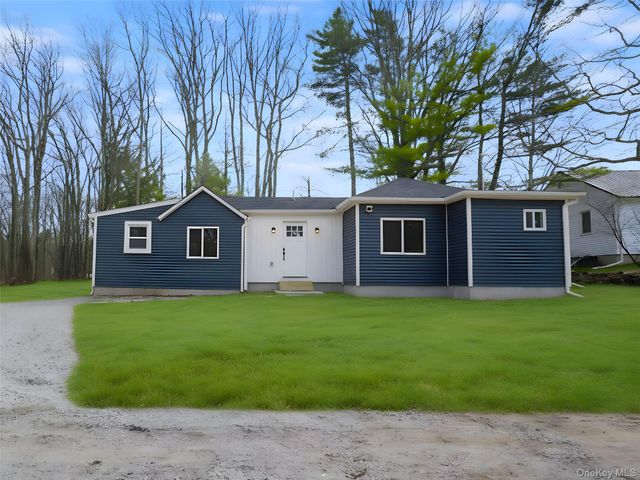 13 Brook Trail W, Wurtsboro, NY 12790
