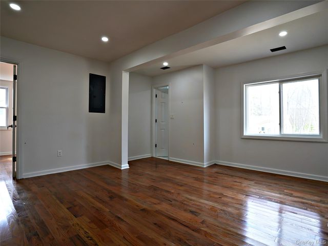 13 Brook Trail W, Wurtsboro, NY 12790