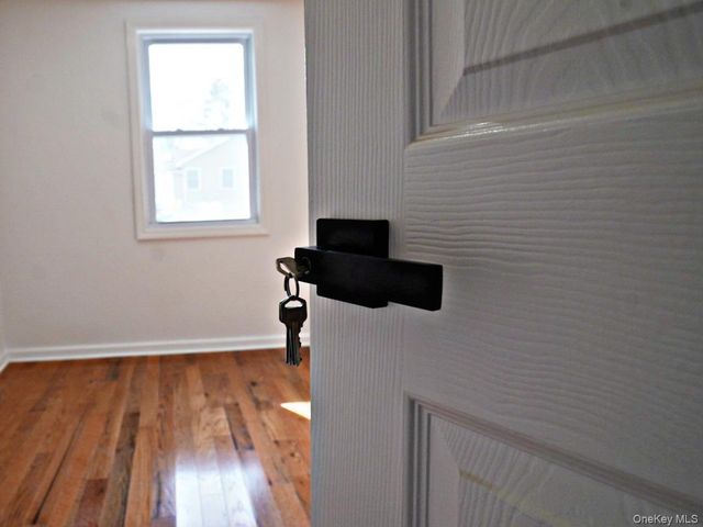 13 Brook Trail W, Wurtsboro, NY 12790