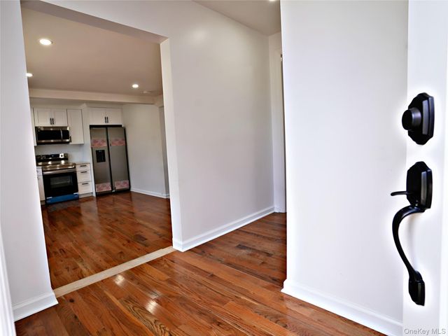 13 Brook Trail W, Wurtsboro, NY 12790