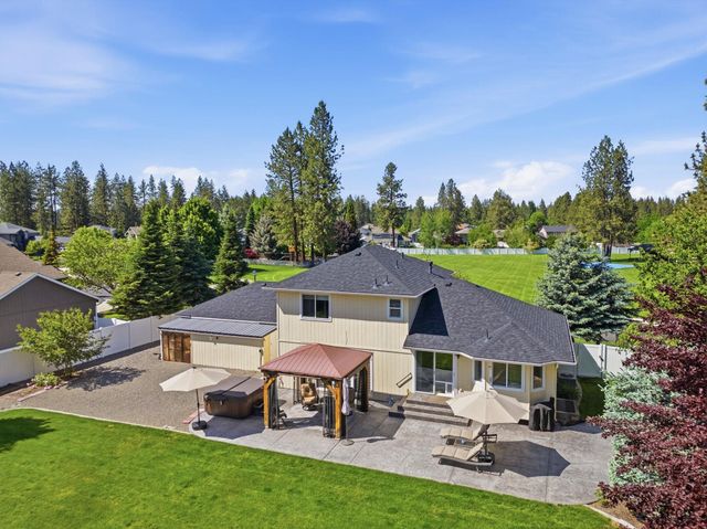 5024 E Birkenhead Ln, Colbert, WA 99005