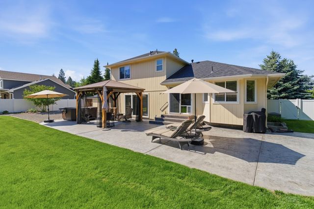 5024 E Birkenhead Ln, Colbert, WA 99005