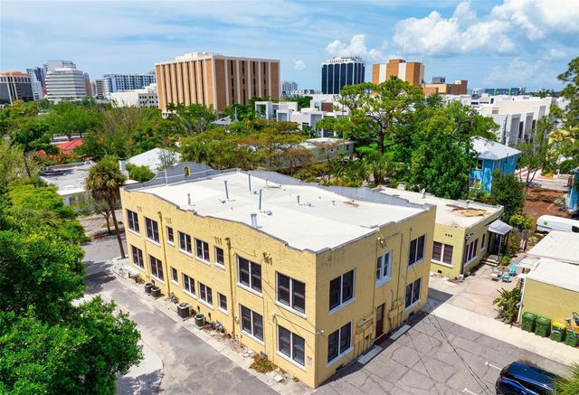 325 OHIO PLACE 2, Sarasota, FL 34236