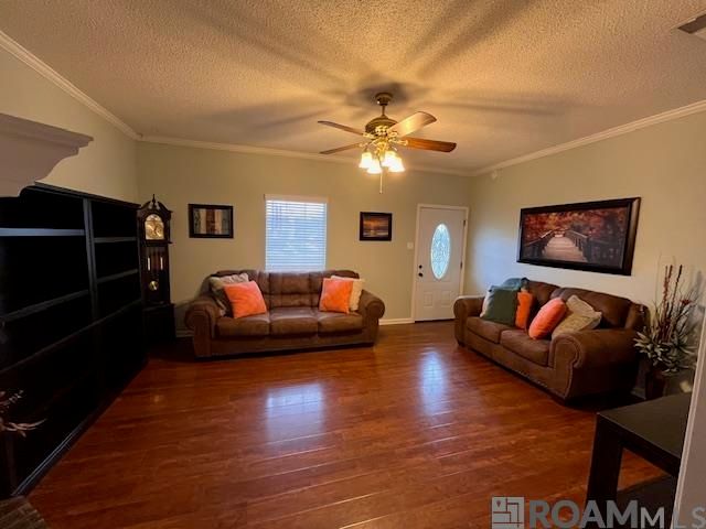 18025 Judith Dr, Zachary, LA 70791