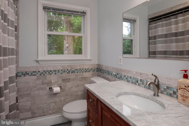 1181 BEAR TAVERN RD, Titusville, NJ 08560