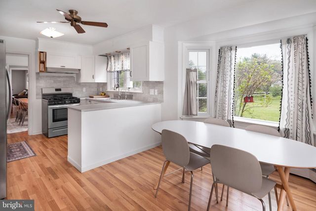 1181 BEAR TAVERN RD, Titusville, NJ 08560