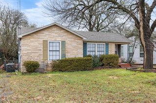1105 Woodlawn Boulevard, Denison, TX 75020