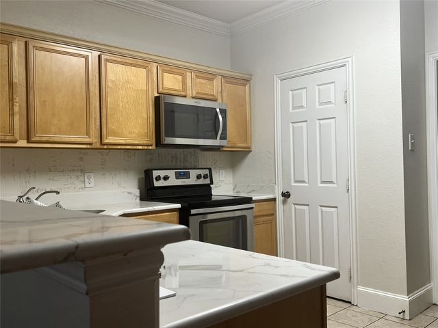 937 Spring Valley Plaza, Richardson, TX 75080